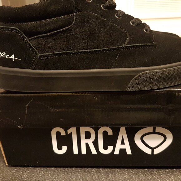 Circa C1rca skateboard footwear suede landmark  shoes size 11.5 new with box - Picture 3 of 8
